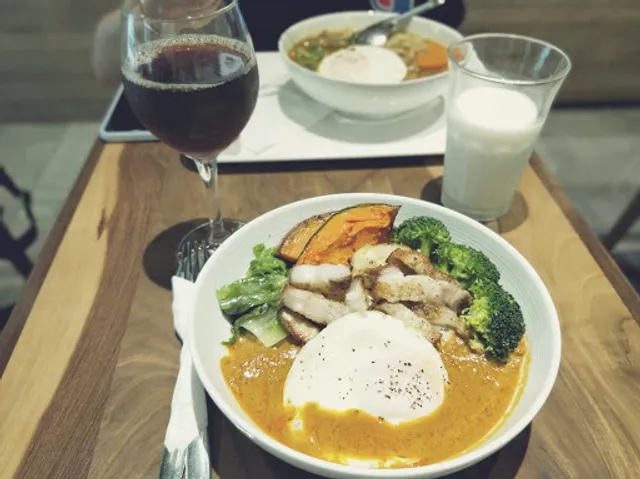 拾米屋咖哩 - SheMe House Curry