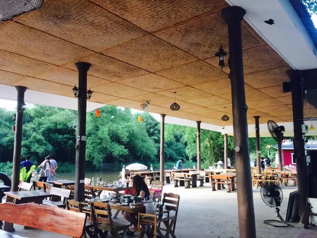 River & Mountain Resort