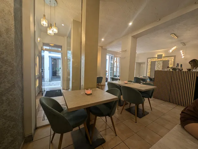 Halbmond Restaurant مطعم هلال اليمن