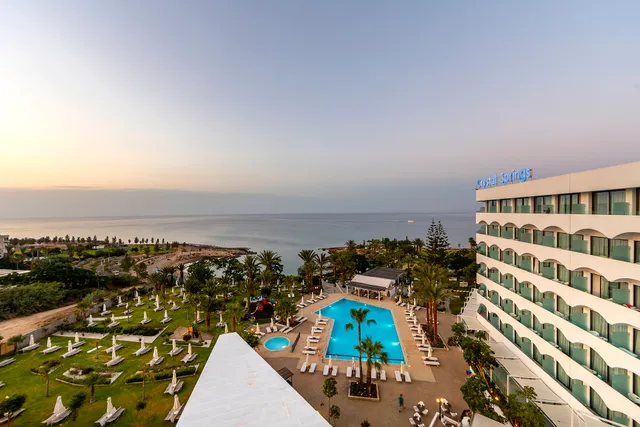 Crystal Springs Beach Hotel