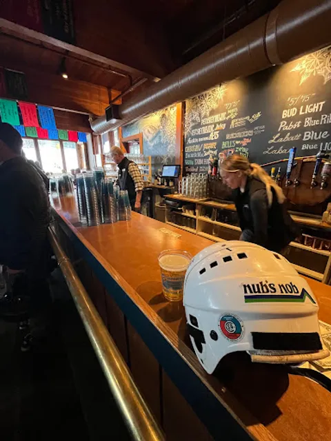 Nub's Pub