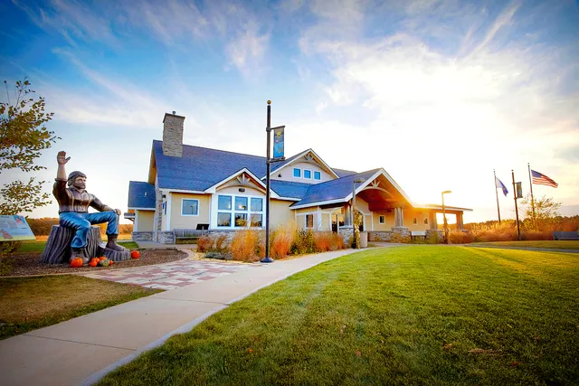 Explore Brainerd Lakes Welcome Center & Gift Shop