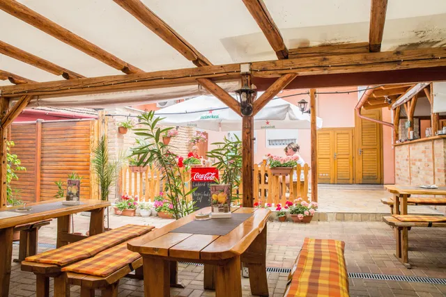 Miratti restaurant Štúrovo S.v. Štefana č.2