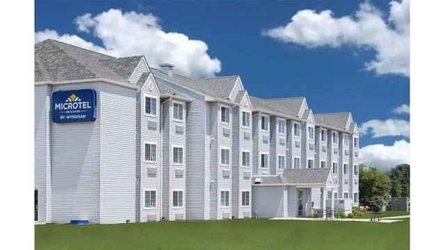 Microtel Inn & Suites by Wyndham Ames