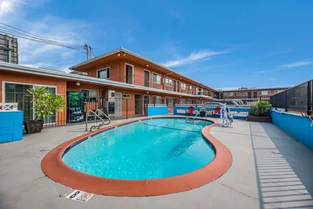 Rodeway Inn Modesto near Downtown