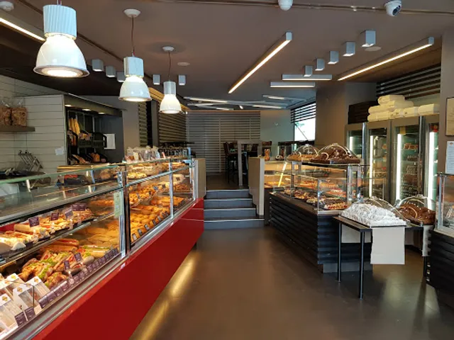 ΑΠΟΛΛΩΝΙΟΝ - Κολωνάκι