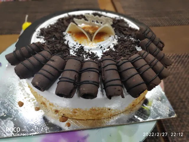 Ribbons & Balloons The Cake Shop