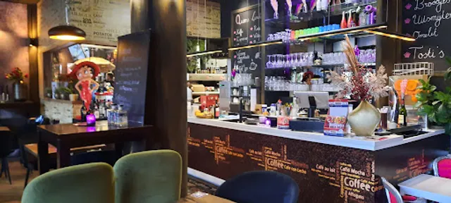 Queens Lunch & Diner