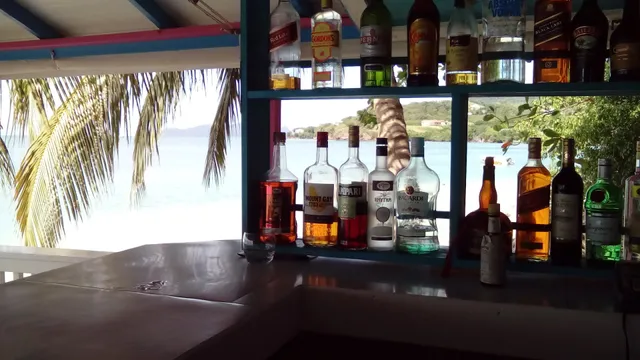 La Playa Beach Bar & Bistro