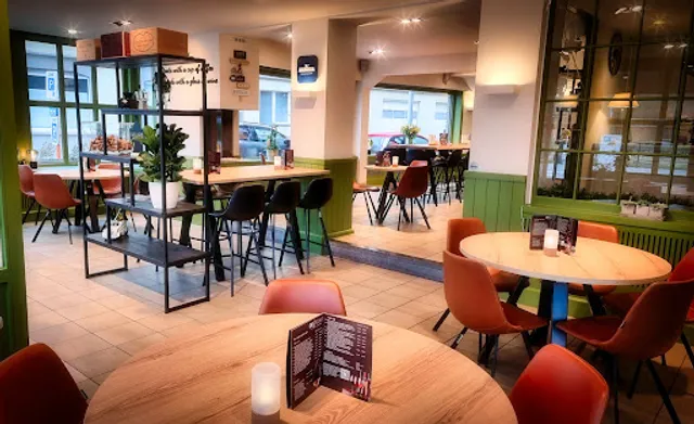 Coffee and Wine De Golf Bredene