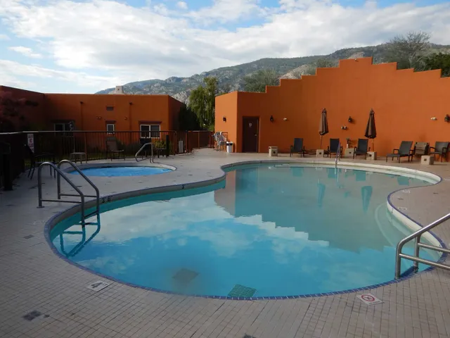 Lakeshore Villas Resort