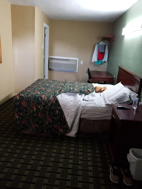 Economy Inn