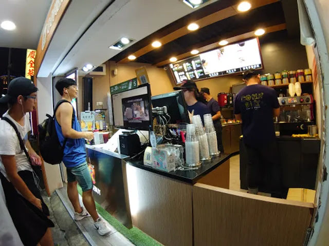 COMEBUY_台北內湖店