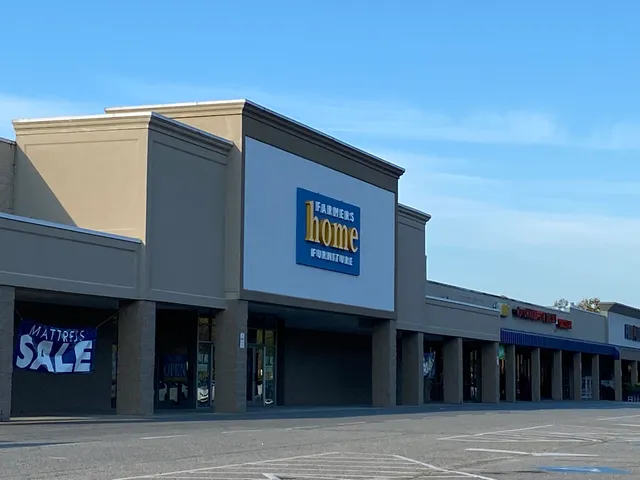 Farmers Home Furniture | Marion, NC