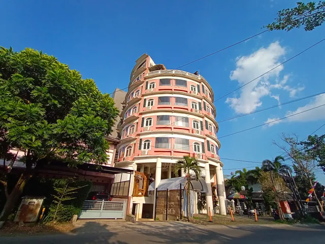 Javaretro Hotel & Suite