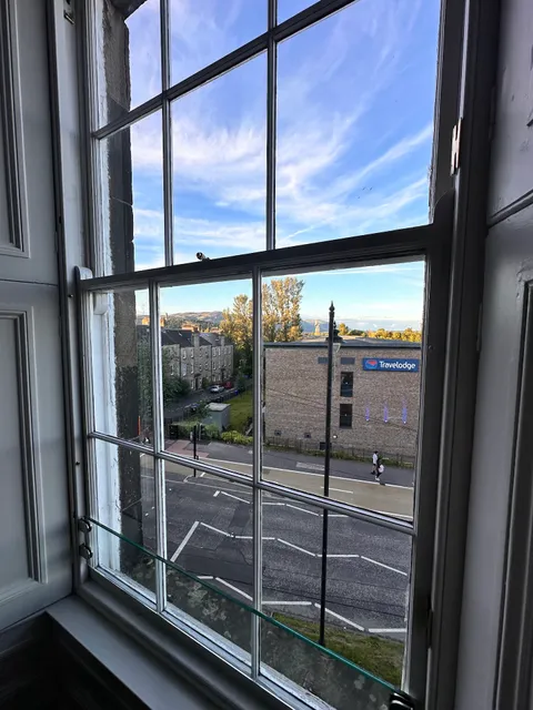 Wallace View Luxury Apartment