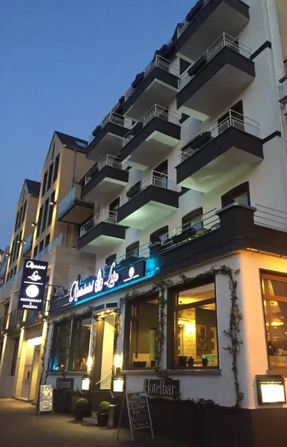 Rheinhotel Lilie & Pizzeria-Restaurant Einstein´s Place