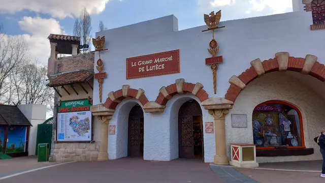 The Great Market of Lutetia