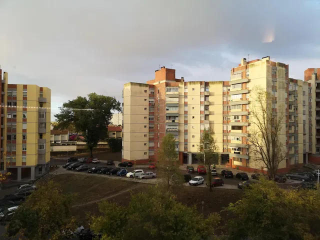 Lisbon Airport Charming Rooms