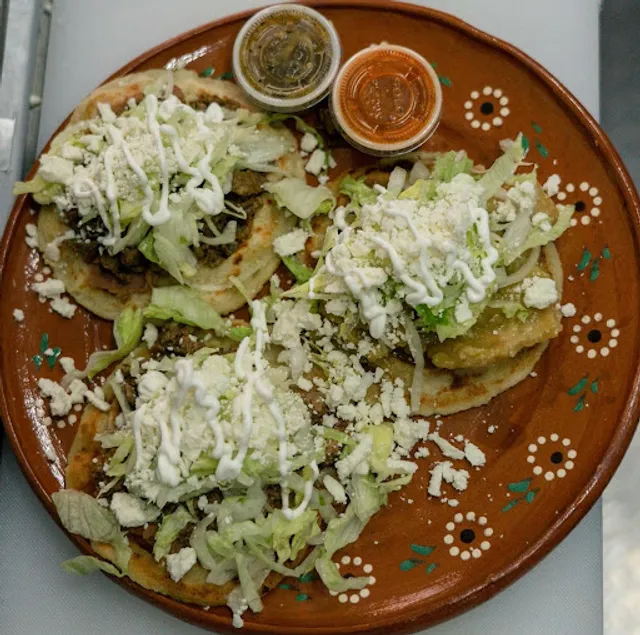 Del Cielo Kitchen/ Food Truck