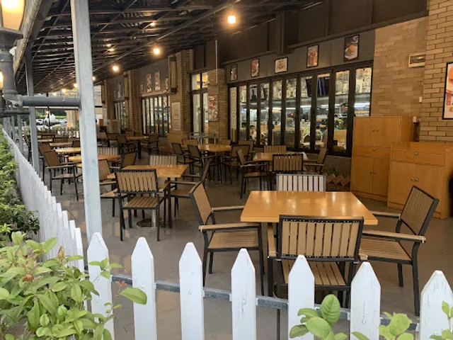 1128 Hong Kong-Style Restaurant