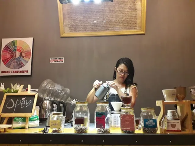 Ruang Tamu Koffie & Seblak De Teraz