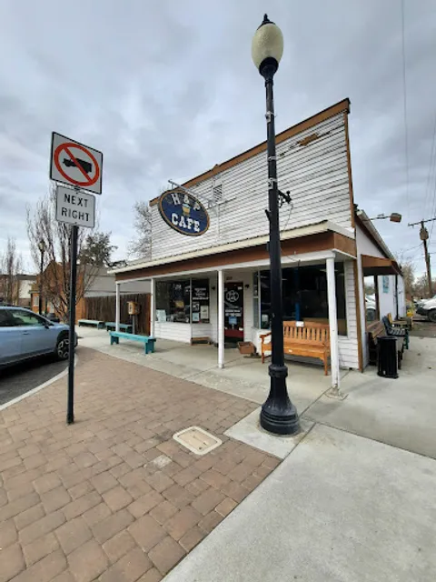 H & P Cafe