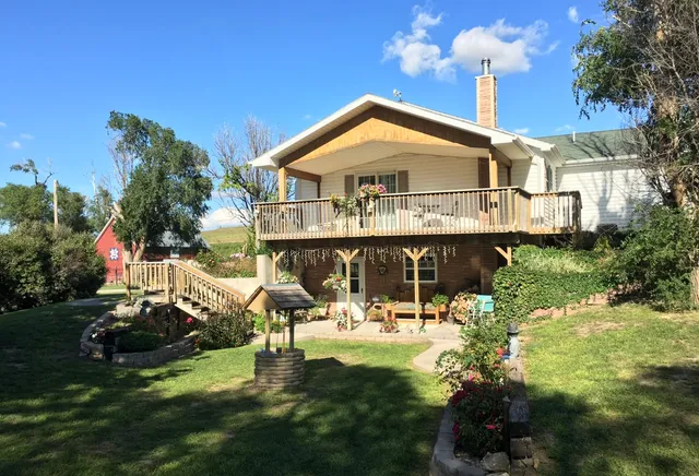 Under the Son’s Bed and Breakfast