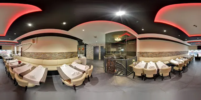 Bollywood Indian Restaurant (CAFE)