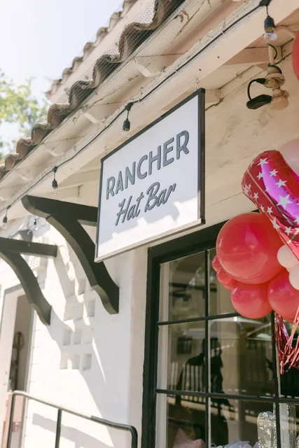 Rancher Hat Bar