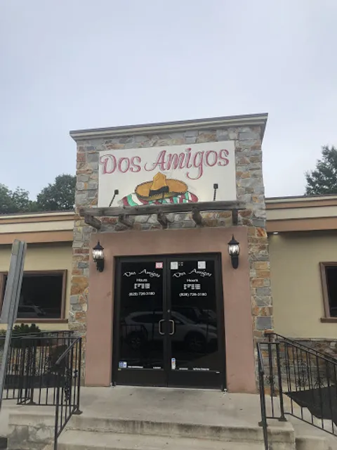 Dos Amigos