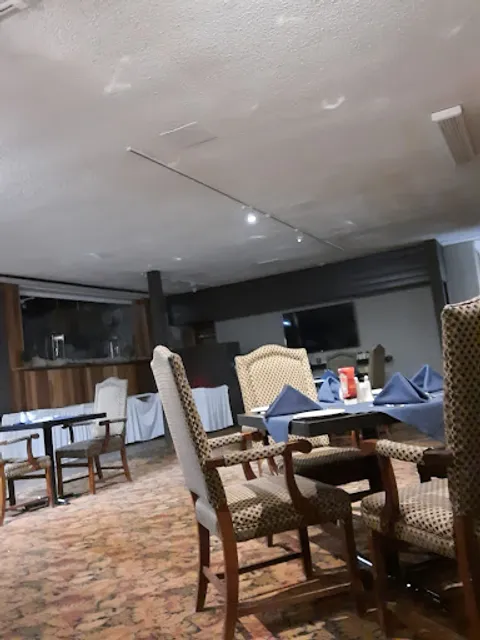 Pinewood Tap & Grill