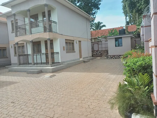 Filipa Beach House, Ggaba