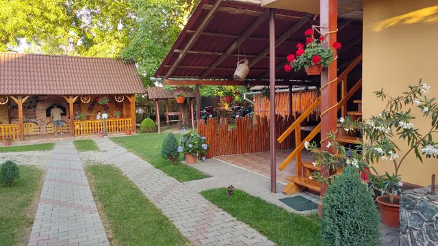 Pensiunea Floare De Colt