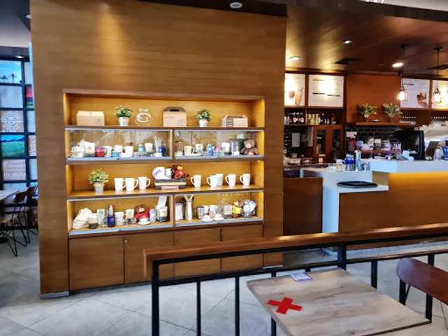 The Coffee Bean & Tea Leaf - Kuningan City