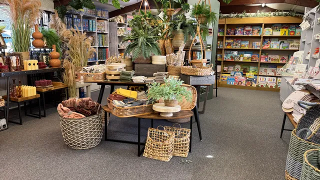 Tall Trees Coffee Shop & Restaurant