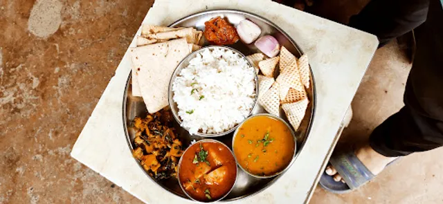 ANNAPURNA MESS & TIFFIN SERVICES. Annapurna Veg Restaurant