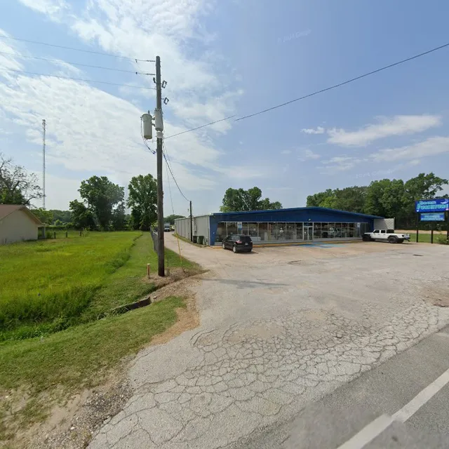 Golden's Furniture Showroom