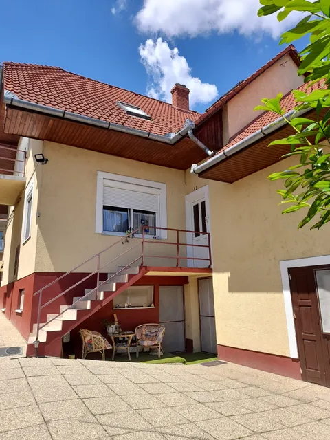 Fox Apartmanok