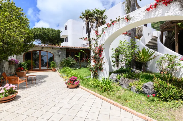 B&B HOTEL Ischia San Nicola