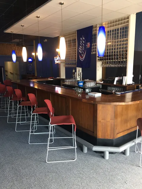 Michael's Showside Grill