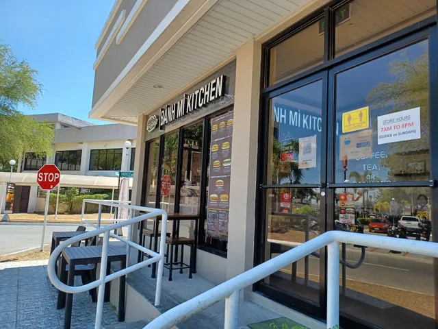 Bánh Mì Kitchen - Clark Center