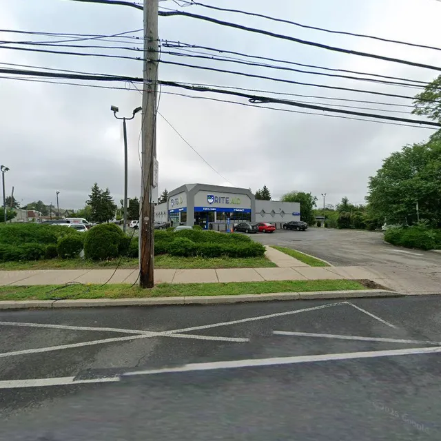 Purplish Squeezes Juice Bar LLC