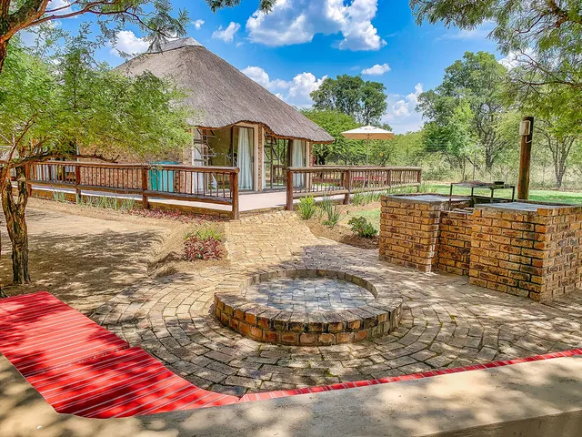 Tshikwalo Game Lodge