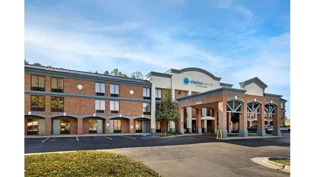 Clarion Pointe Durham Research Triangle Park