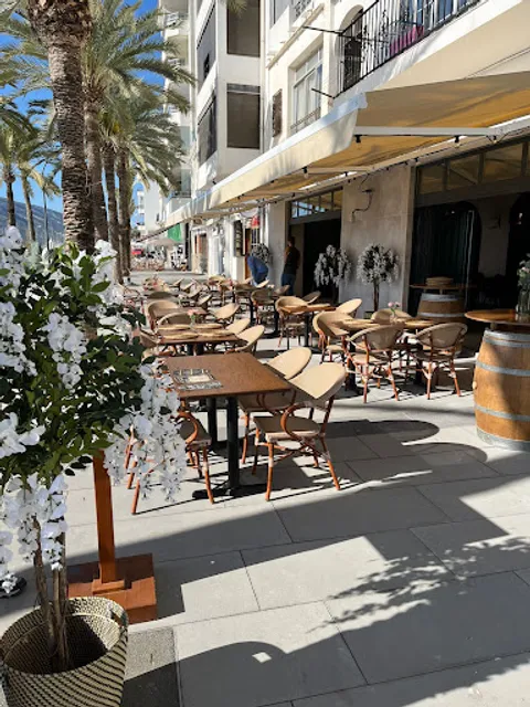 Restaurante CHARRELS Altea