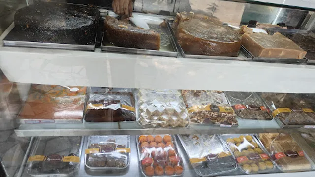 Aladipattiyan Karupatti Coffee - Valasaravakkam