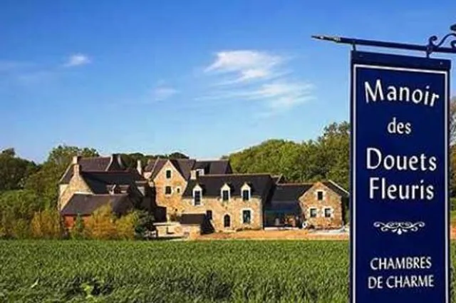 Manoir Des Douets Fleuris