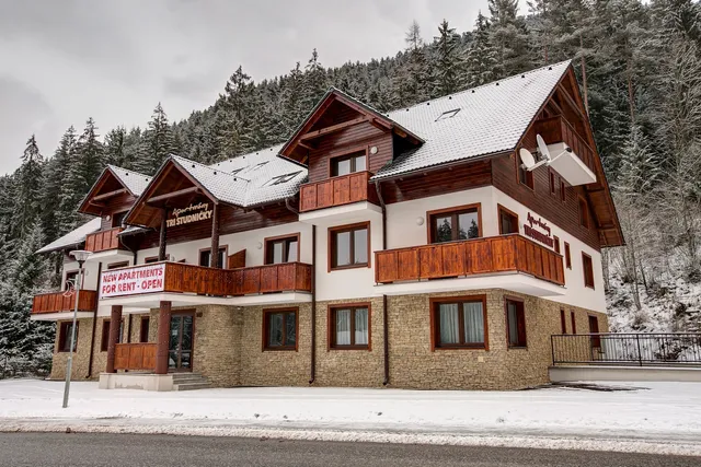 Apartments Tri Studnicky