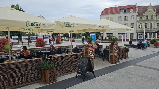 Tkbilisi - Restauracja - Kawiarnia Gruzińska